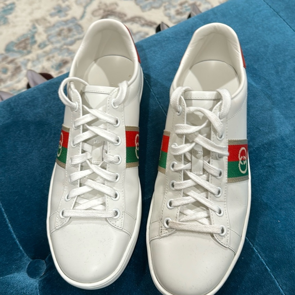 Gucci shoes